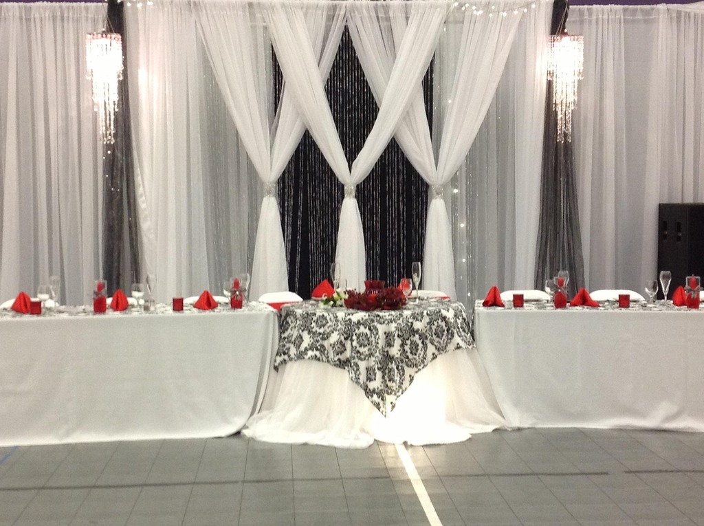 AZ wedding Decor backdrop, Black white and red